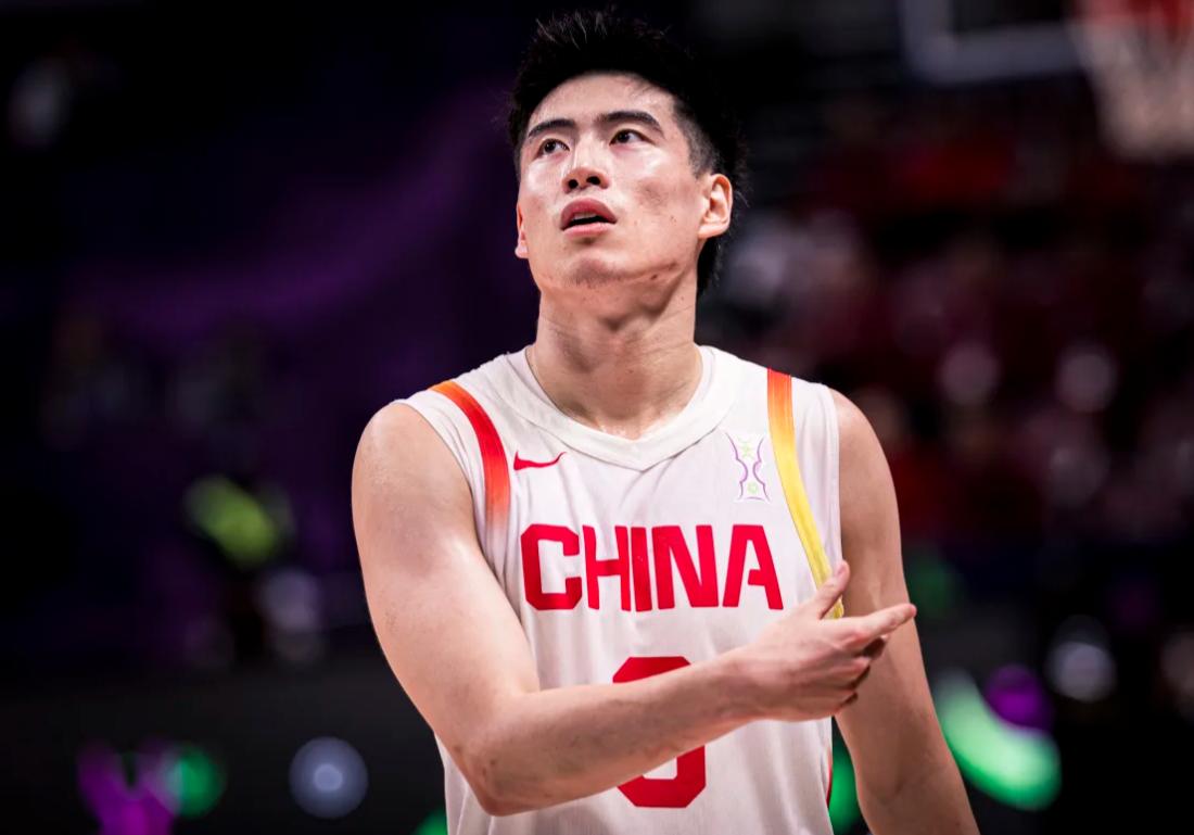 尤其外线投, 场上非常活, 赵睿